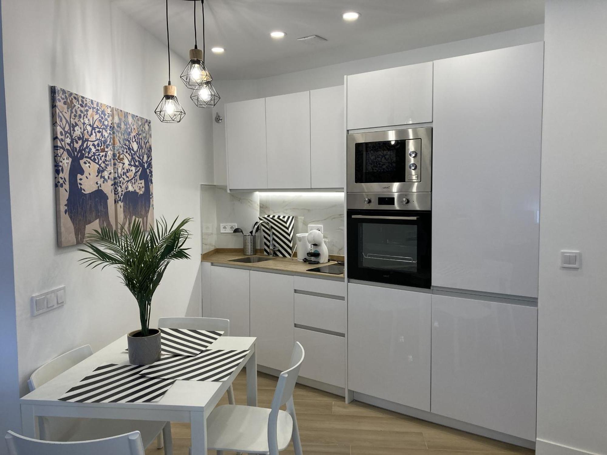 Bravo Murillo Apartments Мадрид Екстериор снимка